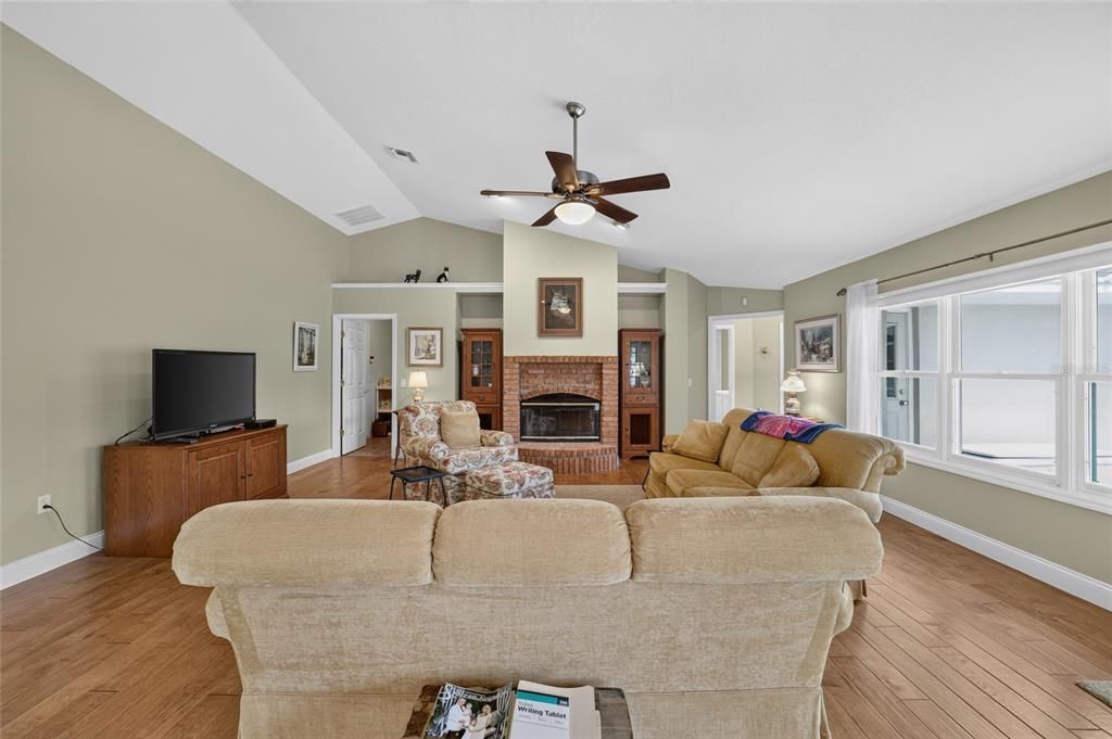 For Sale: $495,000 (3 beds, 2 baths, 2406 Square Feet)