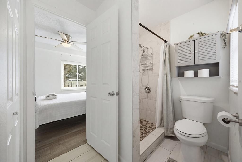 En Venta: $389,950 (3 camas, 2 baños, 896 Pies cuadrados)