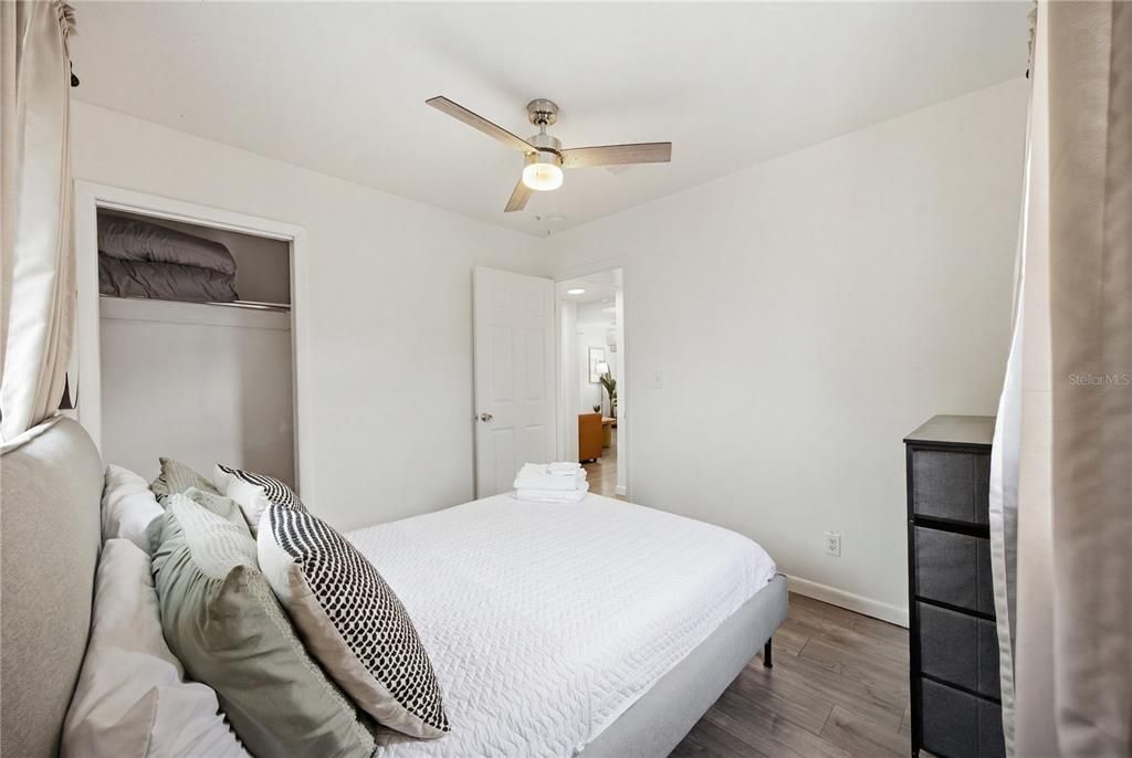 En Venta: $389,950 (3 camas, 2 baños, 896 Pies cuadrados)