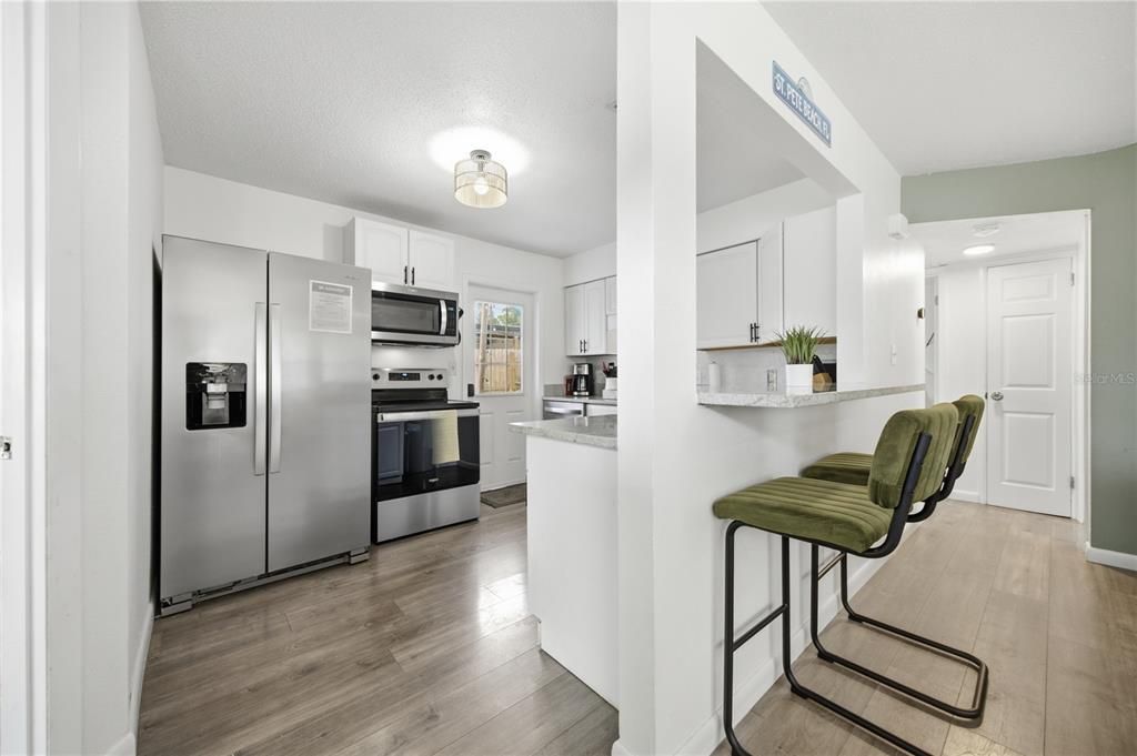 En Venta: $389,950 (3 camas, 2 baños, 896 Pies cuadrados)