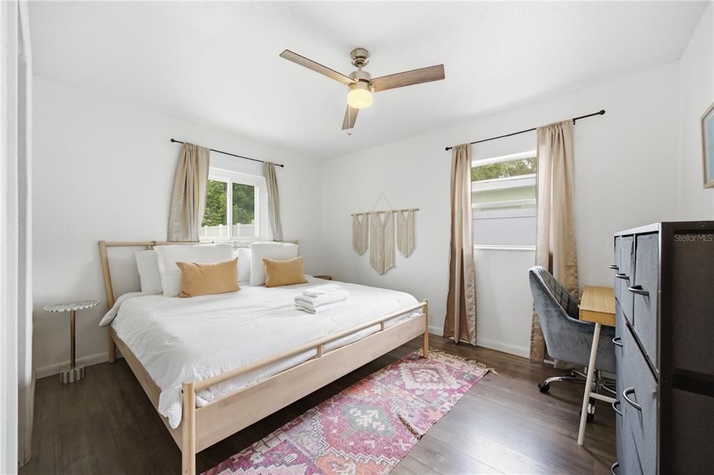 En Venta: $389,950 (3 camas, 2 baños, 896 Pies cuadrados)
