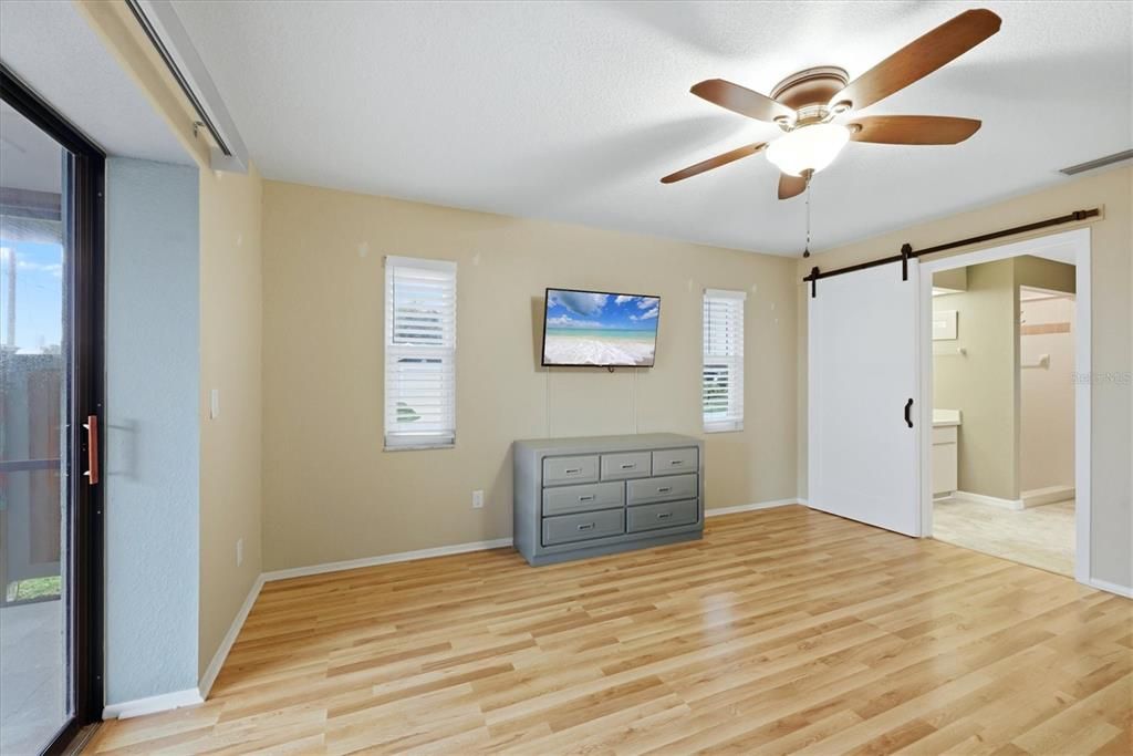 Activo con contrato: $335,000 (2 camas, 2 baños, 1507 Pies cuadrados)