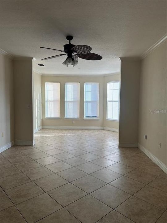For Rent: $2,200 (2 beds, 2 baths, 1230 Square Feet)