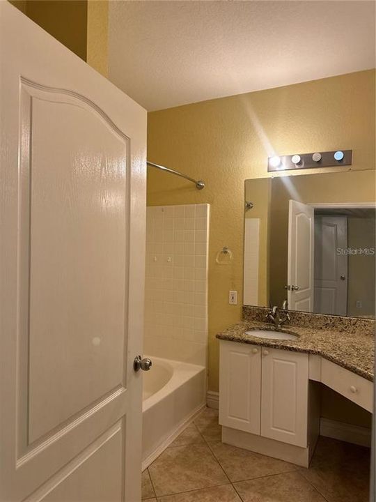 For Rent: $2,200 (2 beds, 2 baths, 1230 Square Feet)