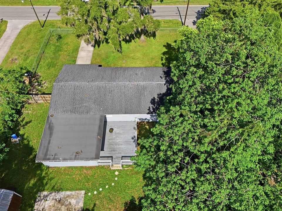 For Sale: $235,000 (3 beds, 2 baths, 1595 Square Feet)