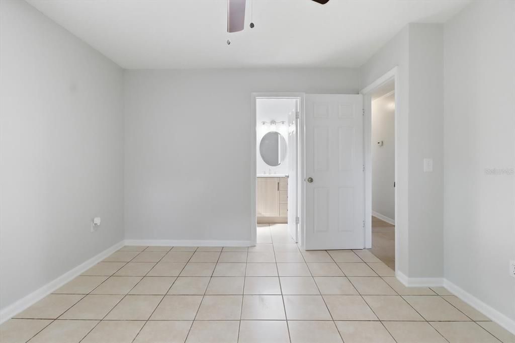 For Sale: $235,000 (3 beds, 2 baths, 1595 Square Feet)