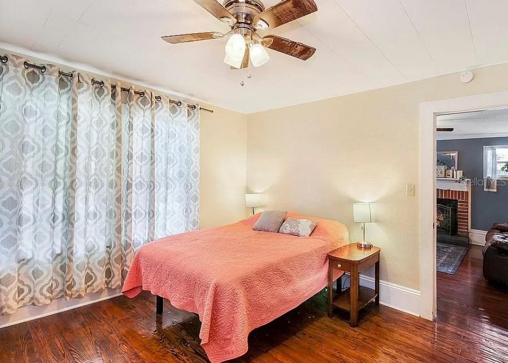 В аренду: $1,500 (3 спален, 1 ванн, 952 Квадратных фут)