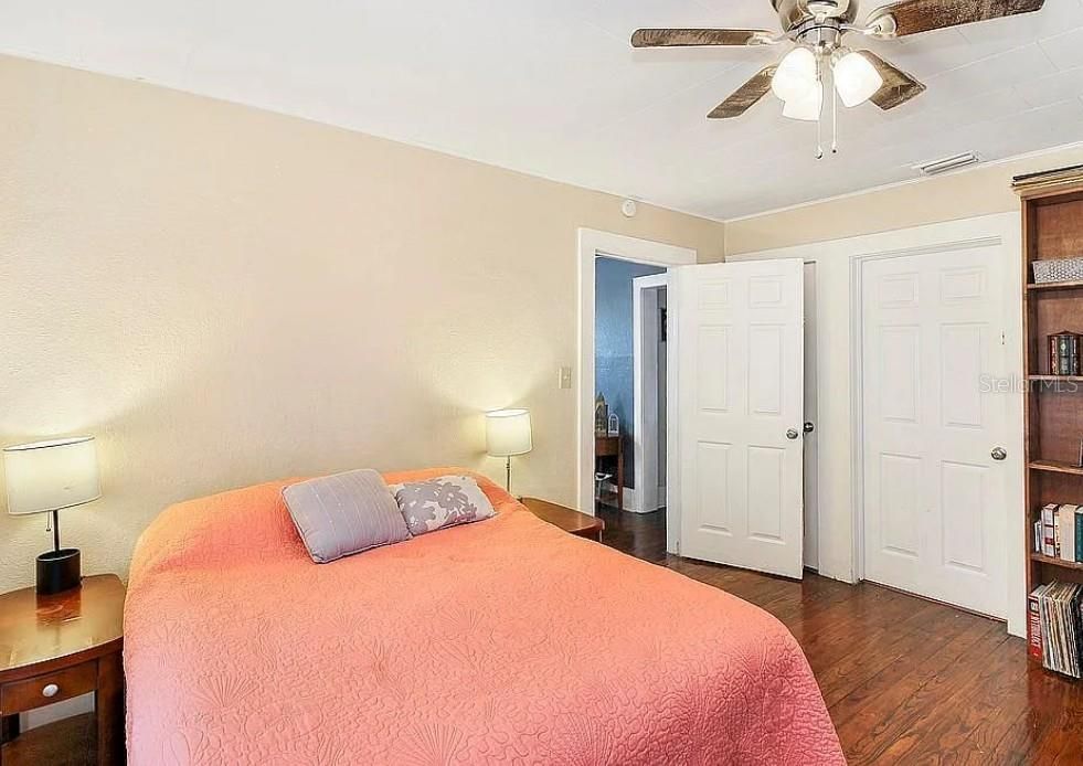 В аренду: $1,500 (3 спален, 1 ванн, 952 Квадратных фут)