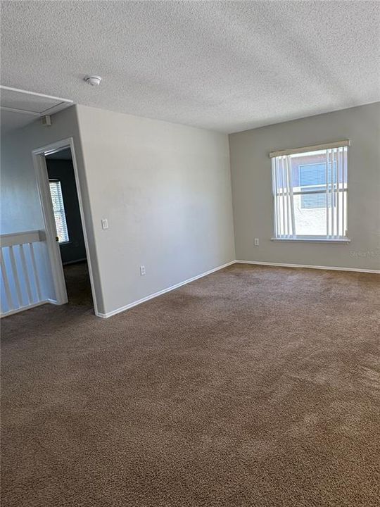 В аренду: $2,350 (4 спален, 2 ванн, 1614 Квадратных фут)
