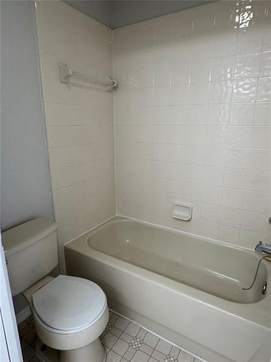 В аренду: $2,350 (4 спален, 2 ванн, 1614 Квадратных фут)