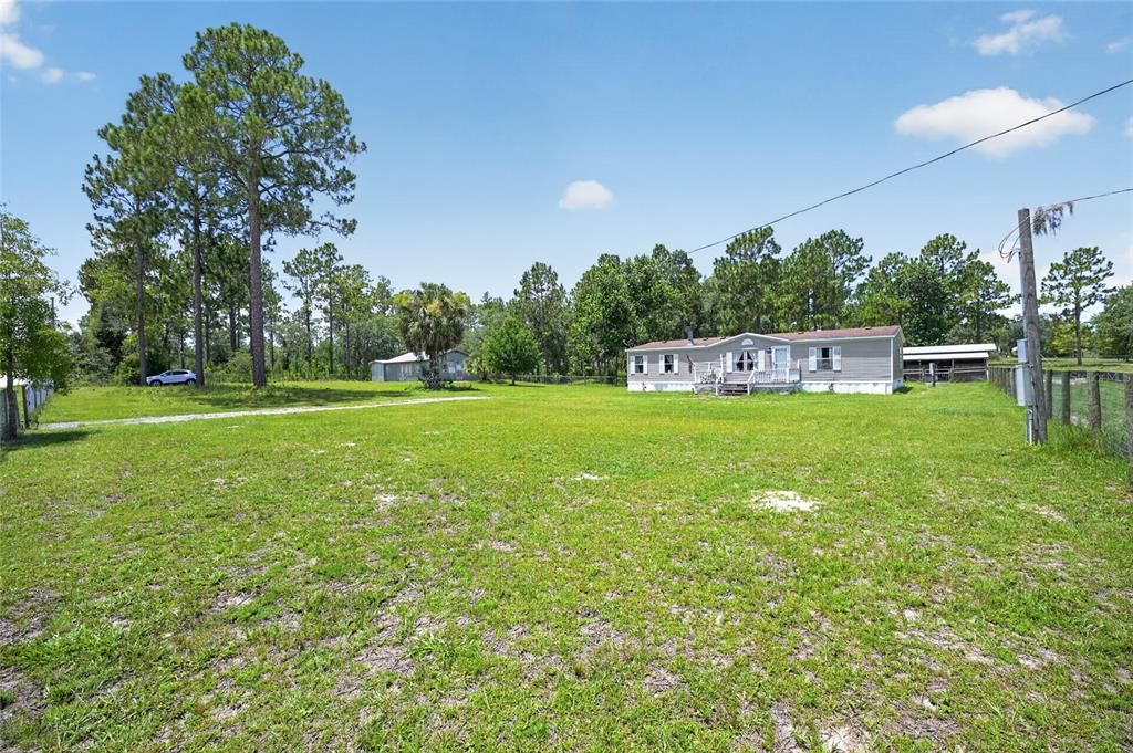 For Sale: $325,000 (3 beds, 2 baths, 1512 Square Feet)