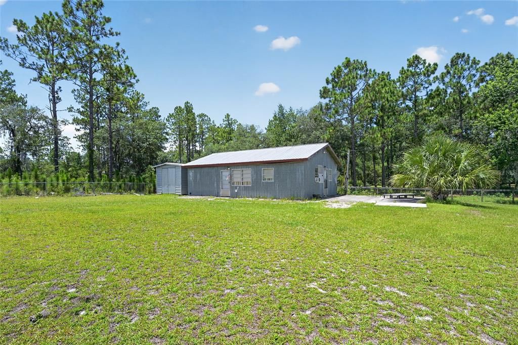 For Sale: $325,000 (3 beds, 2 baths, 1512 Square Feet)