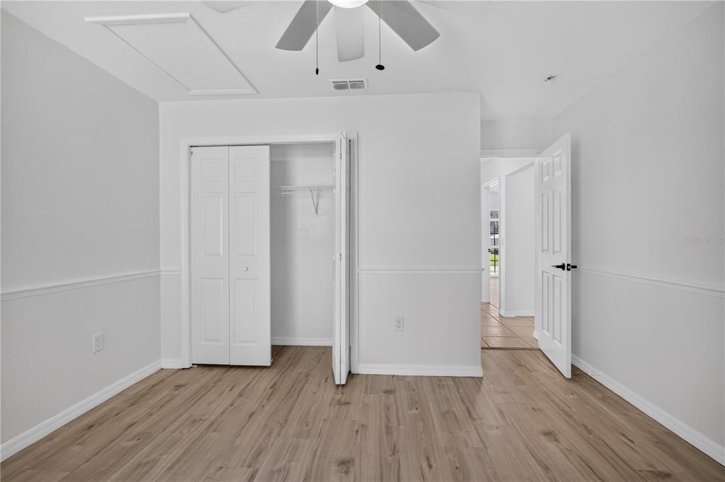На продажу: $329,000 (4 спален, 2 ванн, 1766 Квадратных фут)