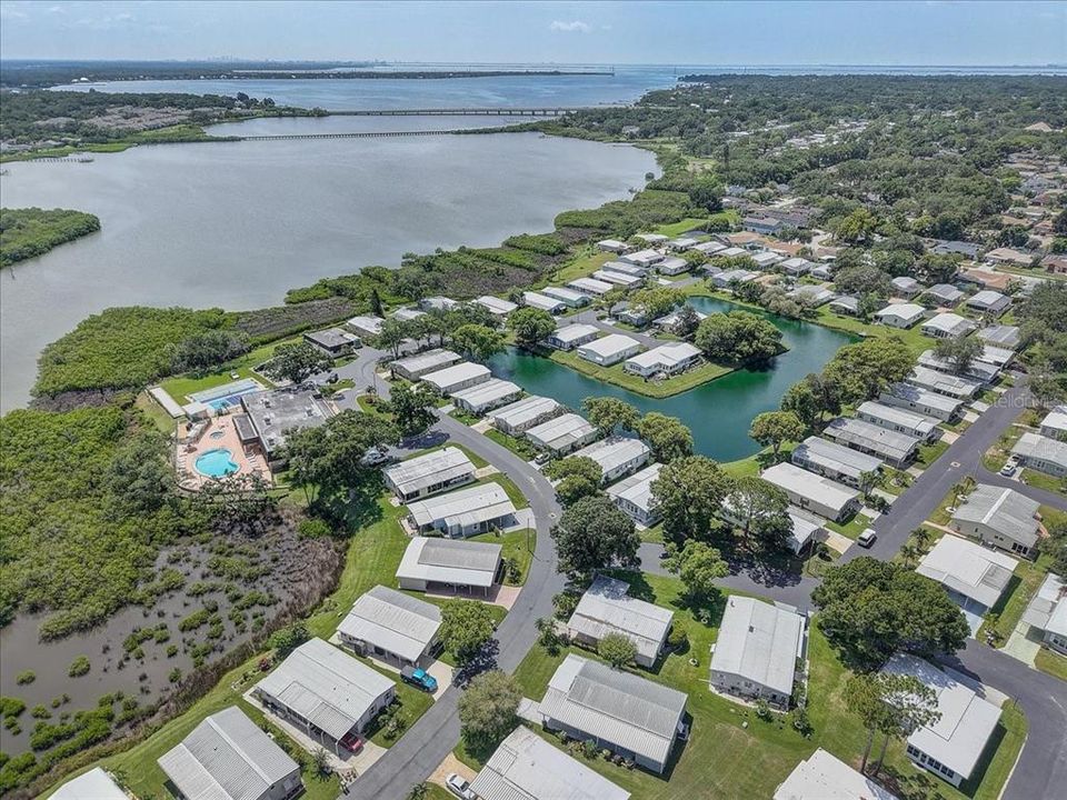 En Venta: $230,000 (2 camas, 2 baños, 1358 Pies cuadrados)