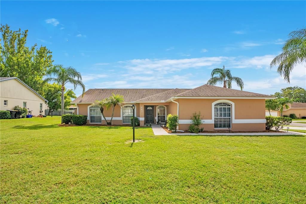 En Venta: $370,000 (4 camas, 2 baños, 1791 Pies cuadrados)