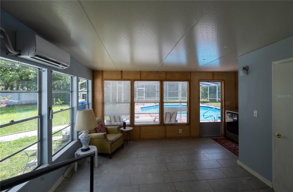 En Venta: $325,000 (3 camas, 3 baños, 1804 Pies cuadrados)