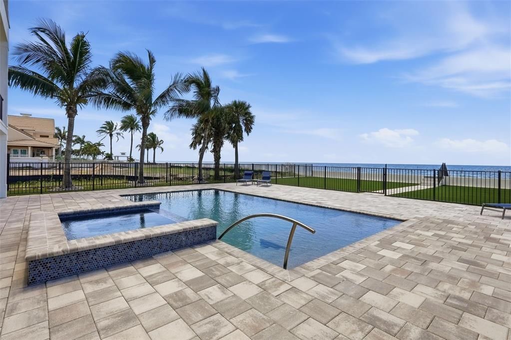 En Venta: $7,400,000 (5 camas, 4 baños, 5615 Pies cuadrados)