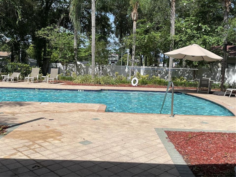 En Venta: $325,000 (3 camas, 2 baños, 1625 Pies cuadrados)