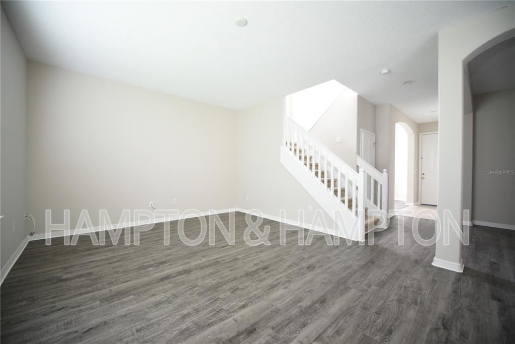 В аренду: $2,350 (4 спален, 2 ванн, 2260 Квадратных фут)