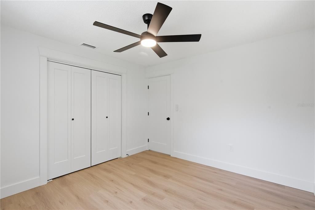 For Sale: $550,000 (3 beds, 2 baths, 1470 Square Feet)
