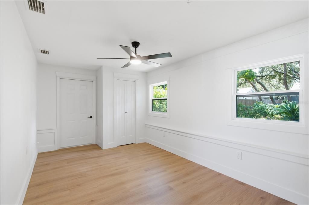 For Sale: $550,000 (3 beds, 2 baths, 1470 Square Feet)