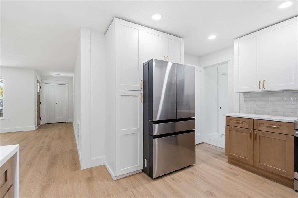 For Sale: $550,000 (3 beds, 2 baths, 1470 Square Feet)