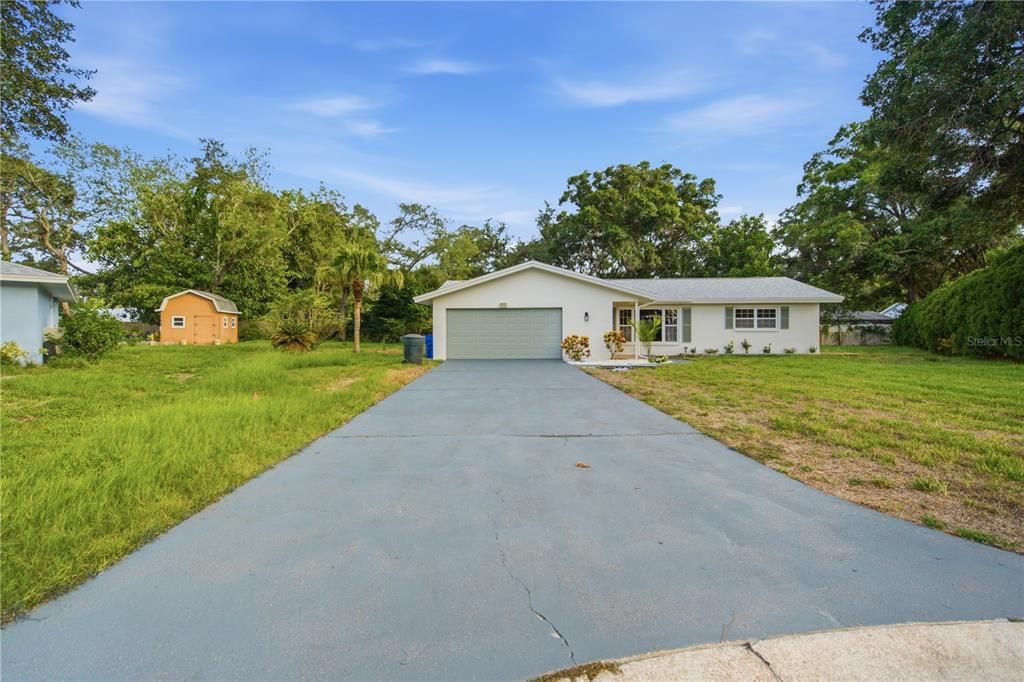 For Sale: $550,000 (3 beds, 2 baths, 1470 Square Feet)