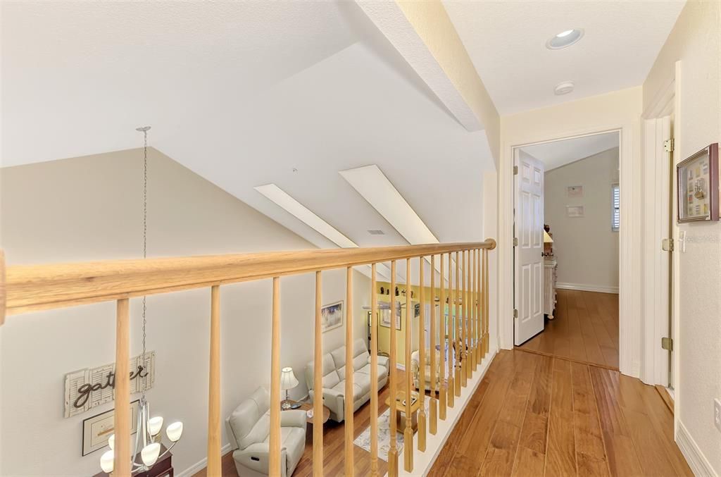 待售: $299,900 (4 贝兹, 2 浴室, 1755 平方英尺)