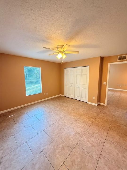 For Rent: $1,500 (3 beds, 2 baths, 1263 Square Feet)