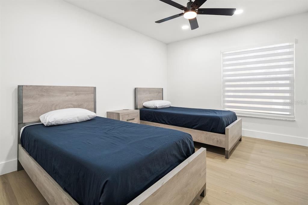 En Renta: $3,000 (6 camas, 4 baños, 3055 Pies cuadrados)