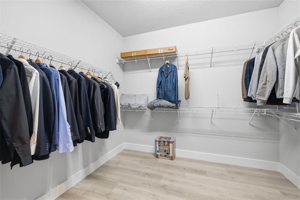 For Rent: $6,500 (3 beds, 3 baths, 2276 Square Feet)