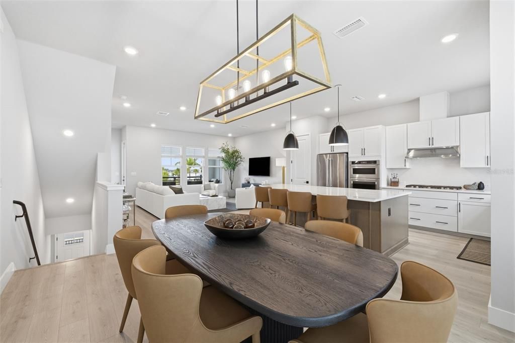 For Rent: $6,500 (3 beds, 3 baths, 2276 Square Feet)