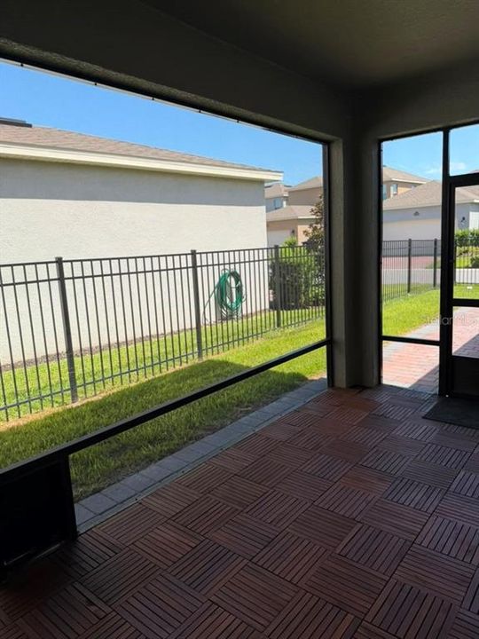 For Rent: $3,300 (4 beds, 2 baths, 2027 Square Feet)