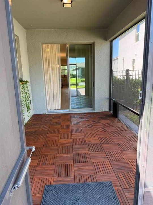 For Rent: $3,300 (4 beds, 2 baths, 2027 Square Feet)