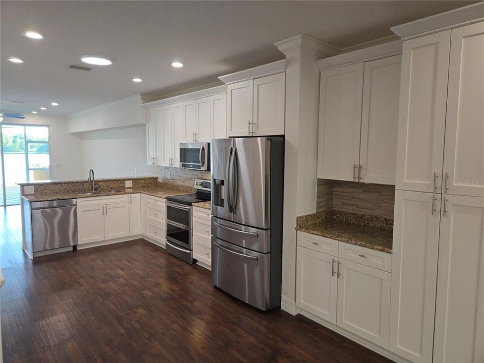 В аренду: $2,995 (3 спален, 2 ванн, 2528 Квадратных фут)