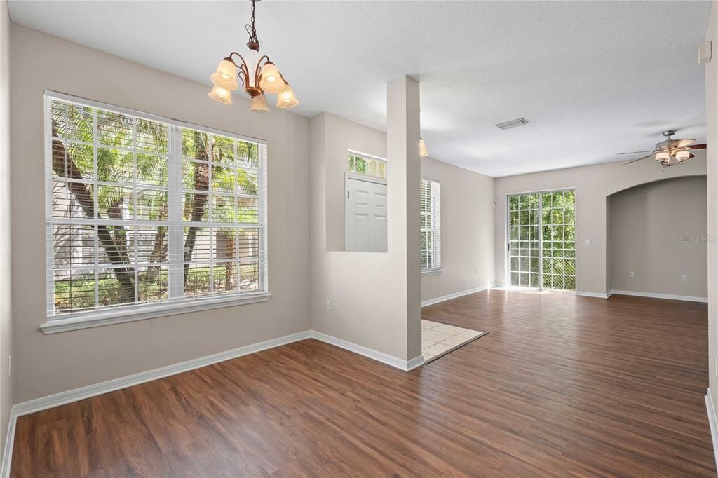 For Sale: $250,000 (3 beds, 2 baths, 1686 Square Feet)