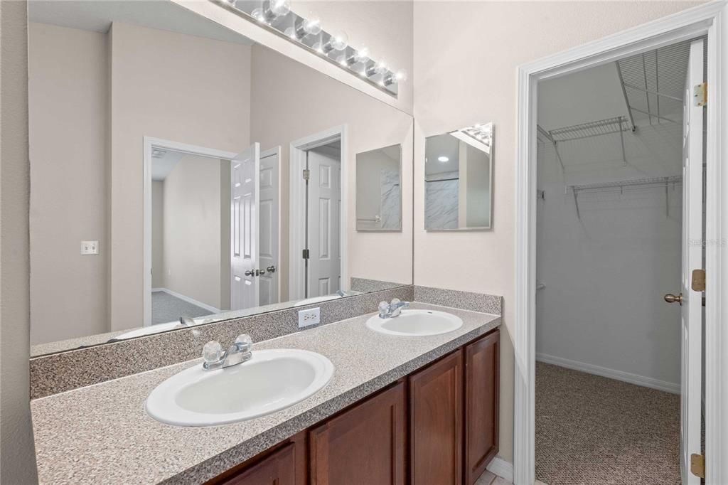 For Sale: $250,000 (3 beds, 2 baths, 1686 Square Feet)