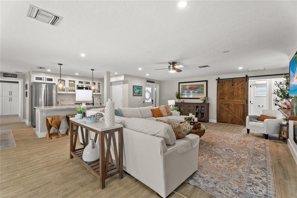 For Sale: $749,000 (3 beds, 2 baths, 1596 Square Feet)