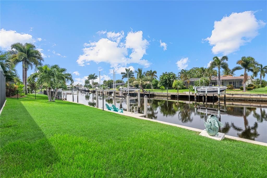 For Sale: $749,000 (3 beds, 2 baths, 1596 Square Feet)