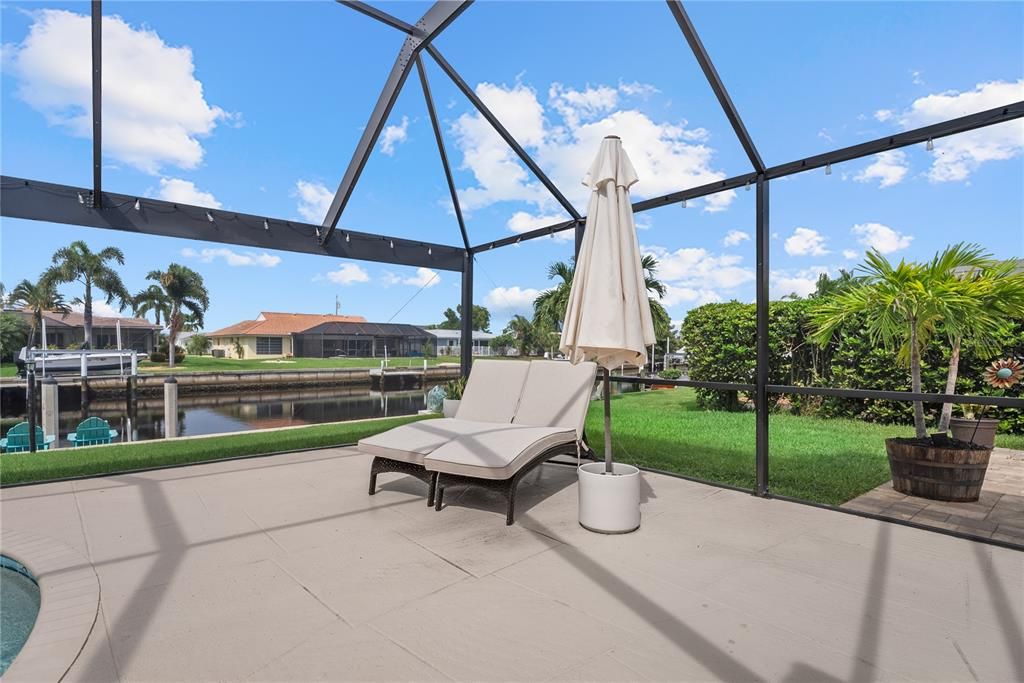 For Sale: $749,000 (3 beds, 2 baths, 1596 Square Feet)