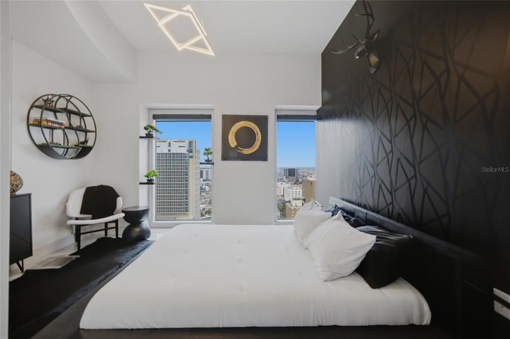 На продажу: $799,999 (2 спален, 2 ванн, 1232 Квадратных фут)