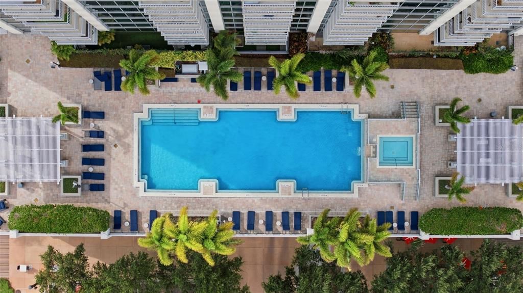 На продажу: $799,999 (2 спален, 2 ванн, 1232 Квадратных фут)