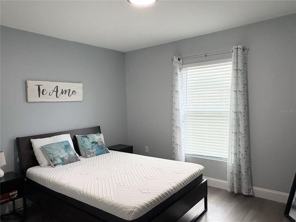 En Venta: $274,900 (3 camas, 2 baños, 1368 Pies cuadrados)