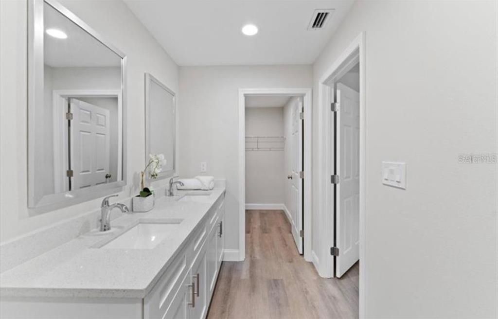 En Venta: $274,900 (3 camas, 2 baños, 1368 Pies cuadrados)