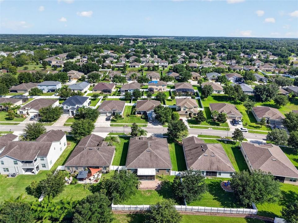 На продажу: $449,900 (3 спален, 3 ванн, 2558 Квадратных фут)