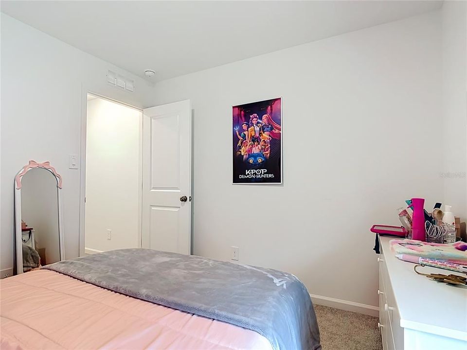 En Renta: $2,100 (4 camas, 2 baños, 1400 Pies cuadrados)