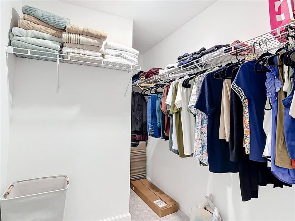 En Renta: $2,100 (4 camas, 2 baños, 1400 Pies cuadrados)
