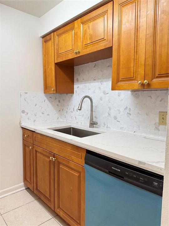 En Renta: $1,450 (2 camas, 2 baños, 912 Pies cuadrados)