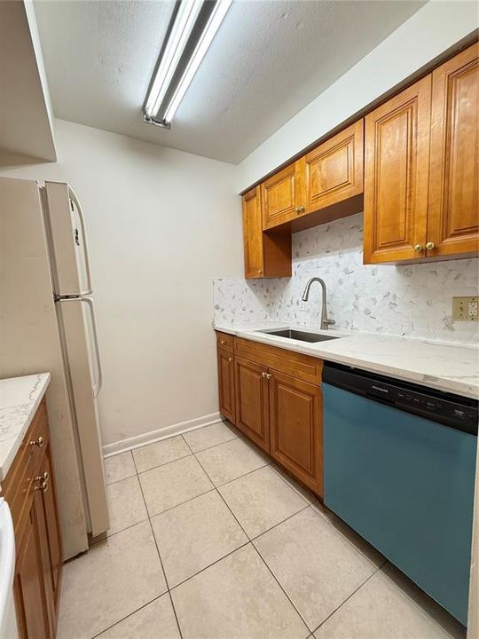 En Renta: $1,450 (2 camas, 2 baños, 912 Pies cuadrados)