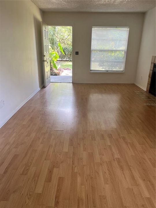 En Renta: $1,450 (2 camas, 2 baños, 912 Pies cuadrados)
